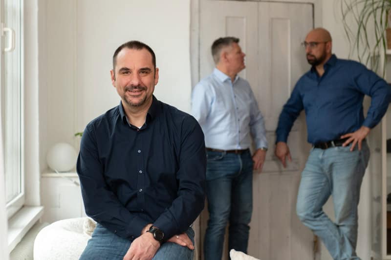Gruppenbild_Makon_Marcel_im_Vordergrund